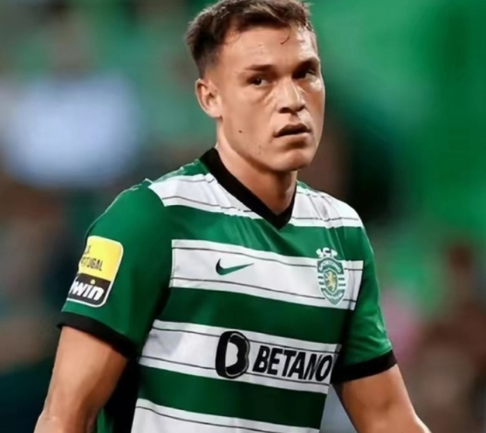 加拉塔薩雷冬窗引援聚焦：曼聯(lián)中場(chǎng)烏加特成目標(biāo)