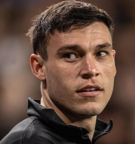 加拉塔薩雷冬窗引援聚焦：曼聯(lián)中場(chǎng)烏加特成目標(biāo)