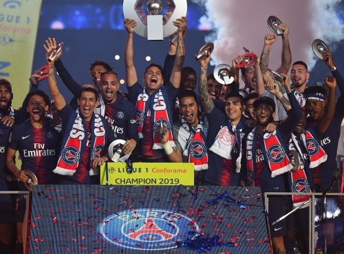 巴黎圣日耳曼：歐冠賽場上的進(jìn)攻狂潮