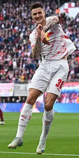 曼聯(lián)戰(zhàn)平保級弱旅，舍什科表現(xiàn)低迷引關(guān)注