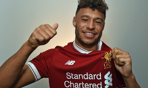 張伯倫的抉擇：重返英倫賽場，家庭與足球的雙重考量