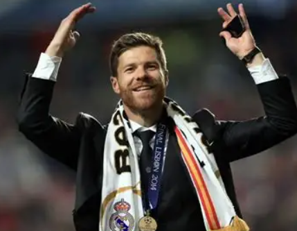 皇馬賽前發(fā)布會：阿隆索談戰(zhàn)巴列卡諾及球隊近況