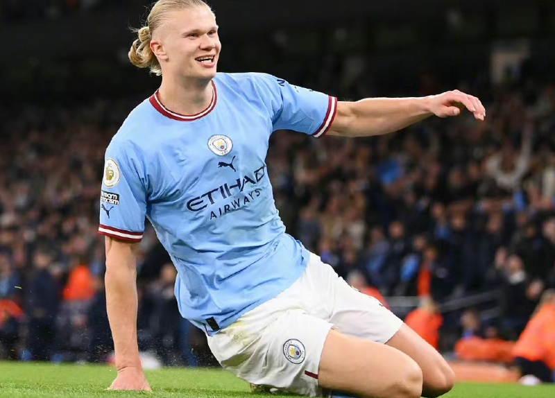 哈蘭德賽前展望曼城利物浦焦點(diǎn)戰(zhàn)，強(qiáng)調(diào)專注自我與團(tuán)隊(duì)提升