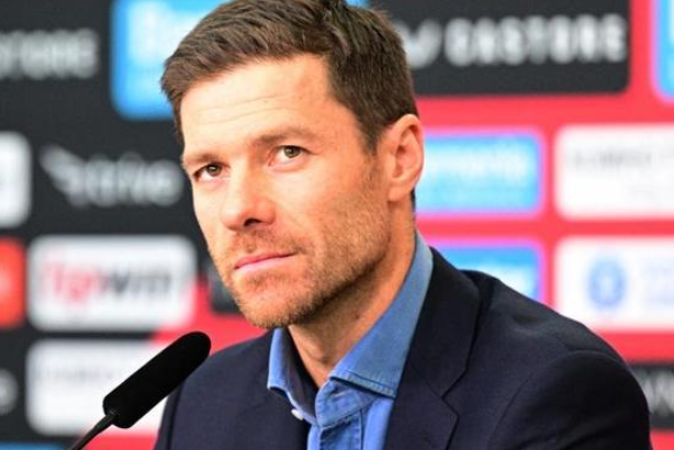 巴爾韋德位置變遷：從右后衛(wèi)回歸中場背后的戰(zhàn)術(shù)考量