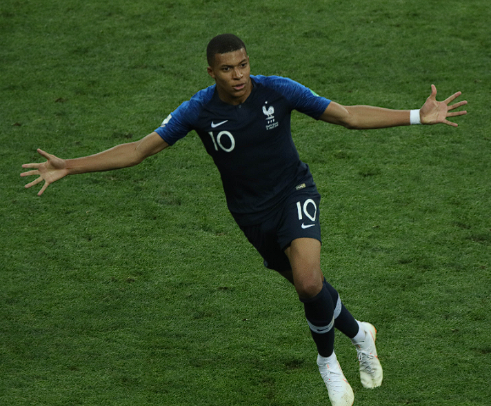 CBS歐冠節(jié)目聚焦：貝爾、亨利剖析利物浦1 - 0皇<a href='https://www.www.temos-conference.com/news/tag/956.html' style='color: blue;'>馬賽</a>事