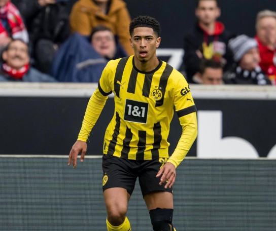 西甲第12輪皇馬客場戰(zhàn)平，記者點(diǎn)評鋒線困境與戰(zhàn)術(shù)疑云