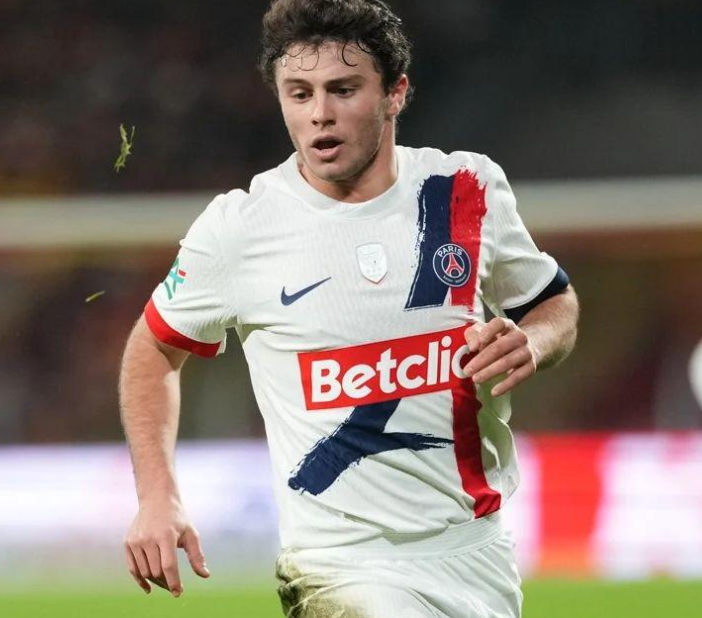 <a href='https://www.www.temos-conference.com/news/tag/263.html' style='color: blue;'>法甲</a>激戰(zhàn)巴黎絕境逆襲，若昂-內維斯補時定乾坤