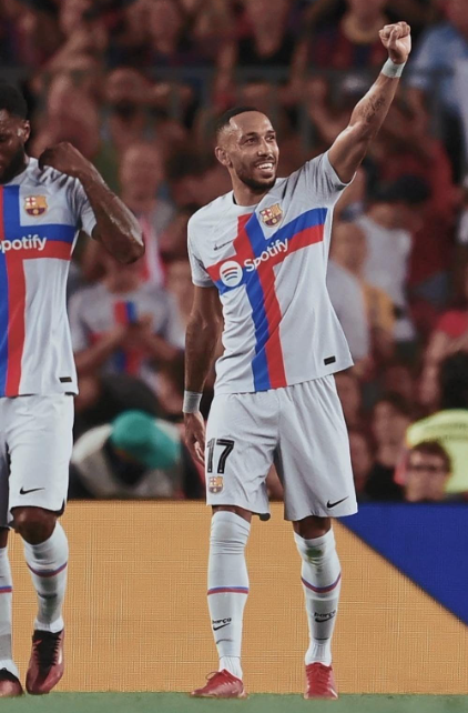 奧巴梅楊：從巴薩到切爾西的輾轉(zhuǎn)與反思