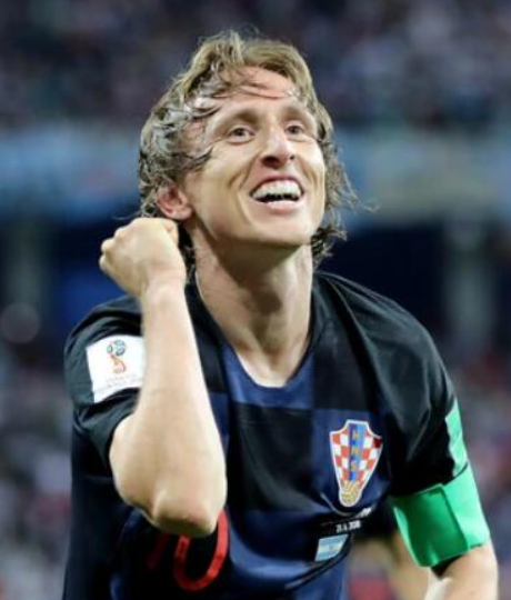 克羅地亞世預(yù)賽晉級(jí)，米蘭官方盛贊莫德里奇