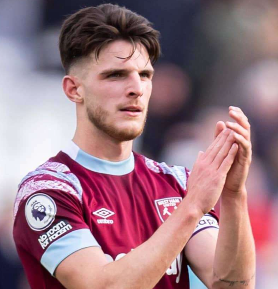 加里&middot;內(nèi)維爾盛贊阿森納中場賴斯：不可替代的球隊粘合劑