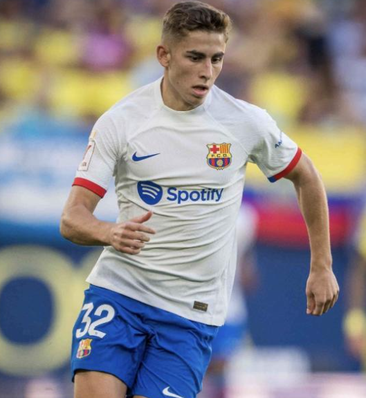 費(fèi)爾明諾坎普首秀暨百場(chǎng)里程碑，助力巴薩大勝畢爾巴鄂競(jìng)技