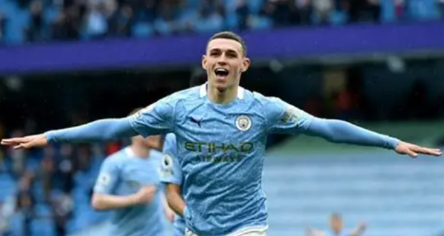 曼城絕殺賽后：瓜帥贊福登似梅西，福登謙遜回應