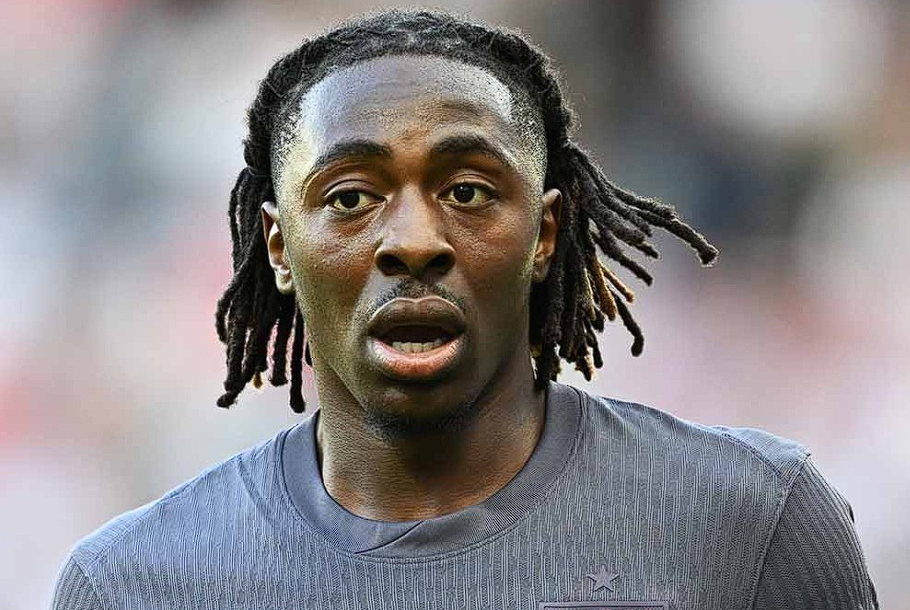 英超第15輪焦點戰(zhàn)：阿斯頓維拉與阿森納的戰(zhàn)術博弈與進球爭議