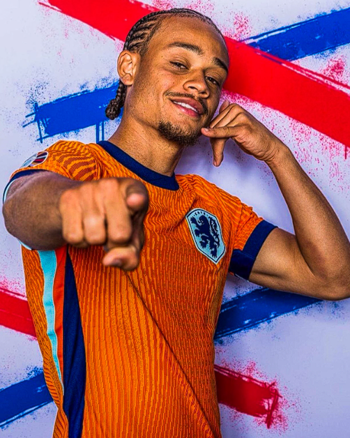 英超賽場：熱刺奏凱，哈維·西蒙斯賽后暢談心聲