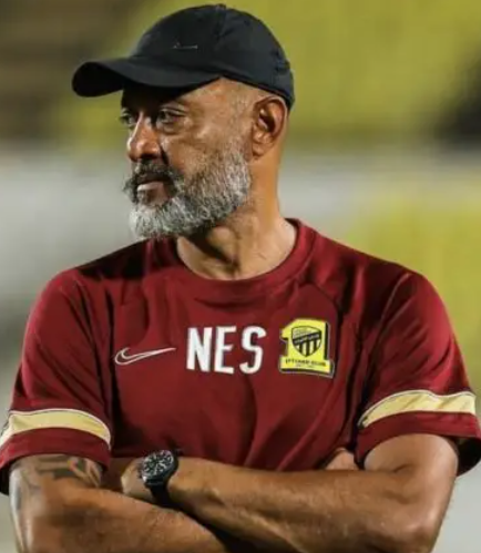 英超第15輪西漢姆聯(lián)平局爭議：努諾質(zhì)疑判罰與官方回應(yīng)