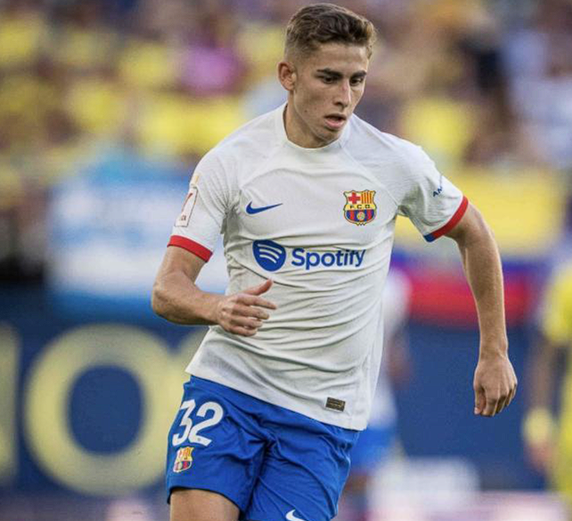 費爾明社交媒體發(fā)文激勵巴薩：雖敗猶榮，斗志永存