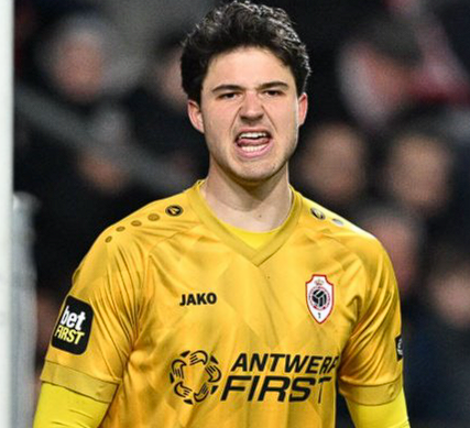 曼聯(lián)門將拉門斯賽后深度剖析：卡里克戰(zhàn)術(shù)、勝利感悟與未來展望